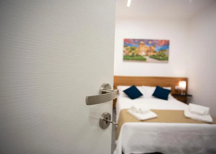 Dimora Les Folies Hotel *
